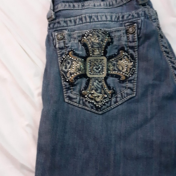 Miss me Jean's - Picture 3 of 4